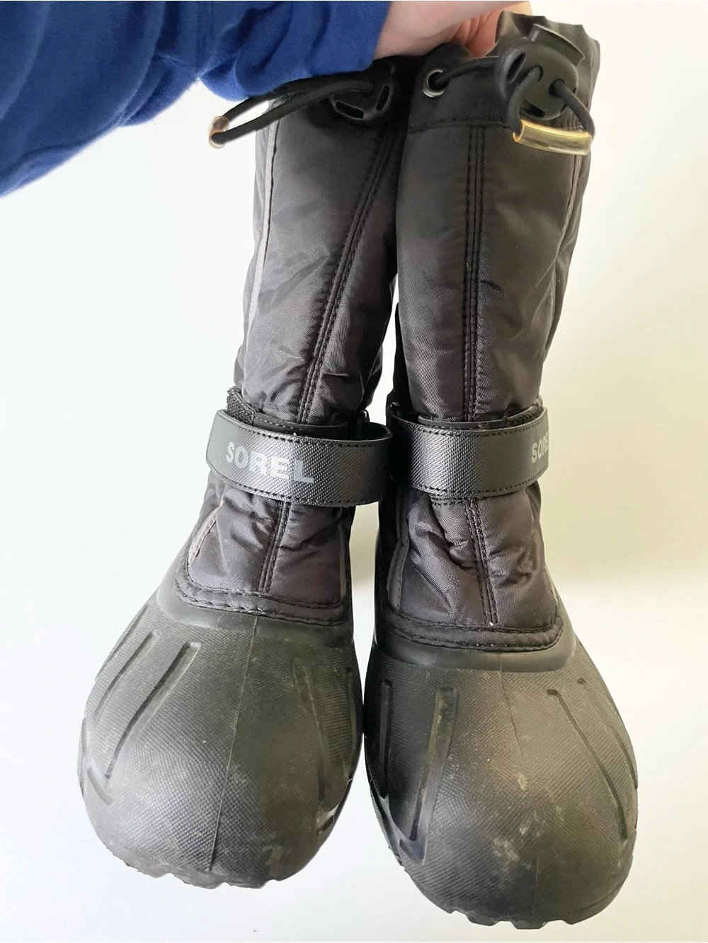 SOREL Flurry Winter Boot (kids) in Black/City Grey size 3 Waterproof Insulated